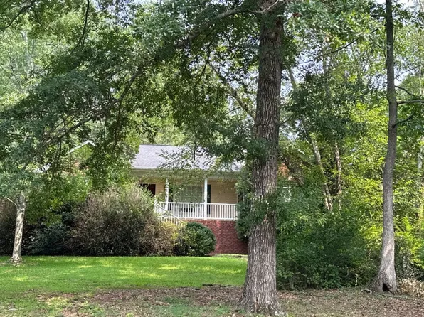 550 Linden Trce, Trussville, AL 35173