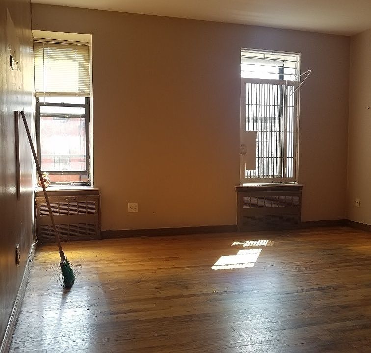 1st image of 123 E 102nd St APT 4A