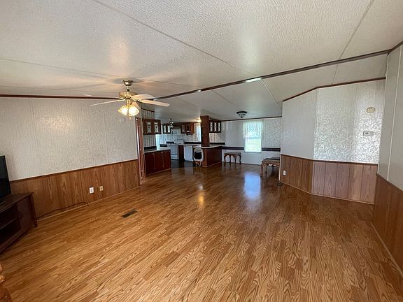 2nd image of 552 Pleasant Gap Dr