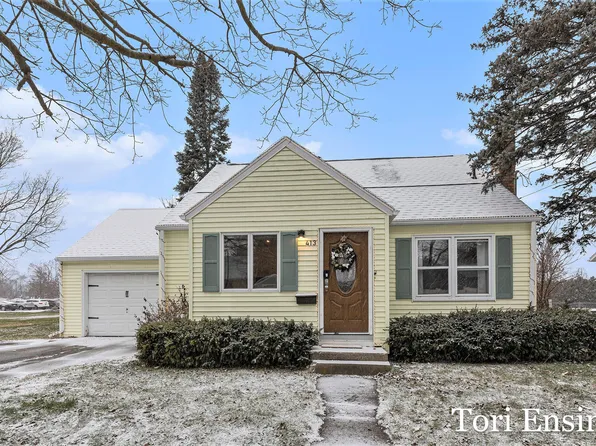 413 S Bower St, Greenville, MI 48838