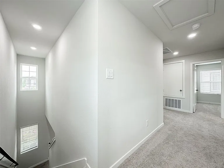 7806 Alset Dr — Photo 17