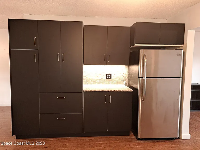 1311 Cindy Cir NE — Photo 5