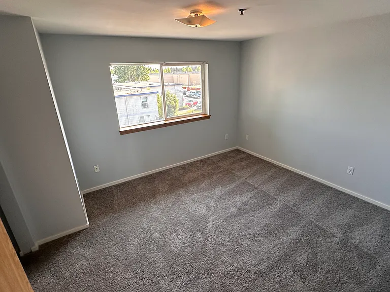 415 100th St SW #202 — Photo 12