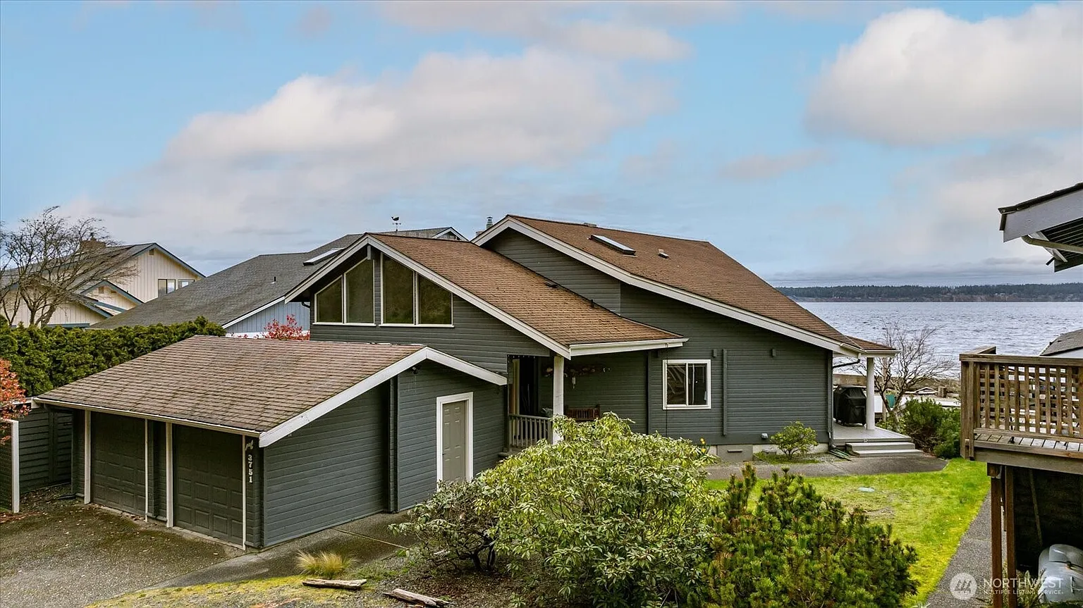 3751 Bells Lane photo 1