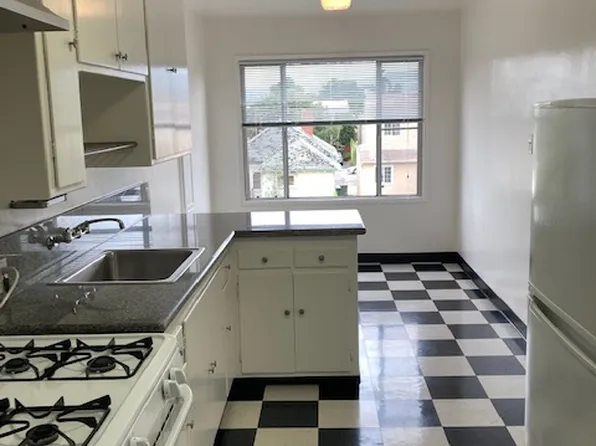 854 40th St APT 11, Emeryville, CA 94608