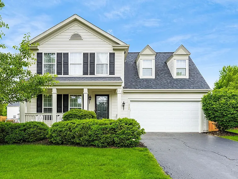 369 Abbotsbury Ct — Photo 3