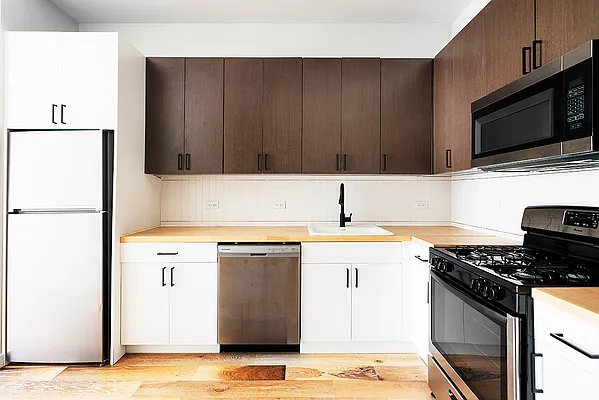 Rented by The KCI Group | media 10