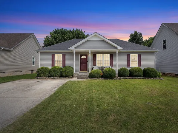 505 Fox Trot Dr, Clarksville, TN 37042