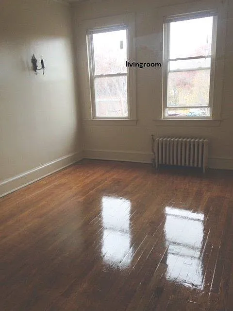 22 Evergreen Avenue, Hartford, CT
