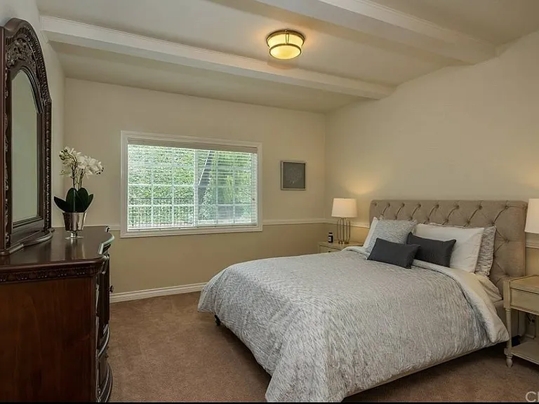 1509 Hollencrest Dr — Photo 24