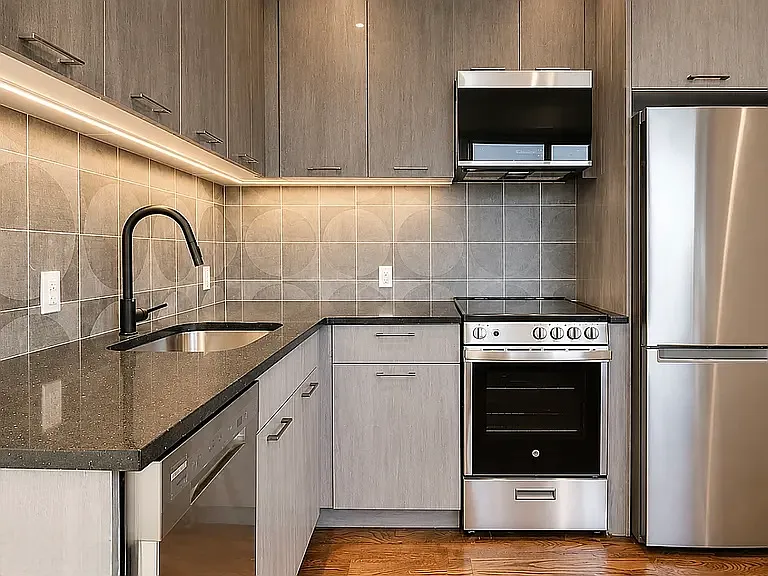 338 Irving Ave #4C