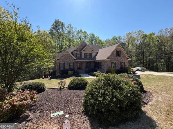 4726 Quailwood Dr, Flowery Branch, GA 30542