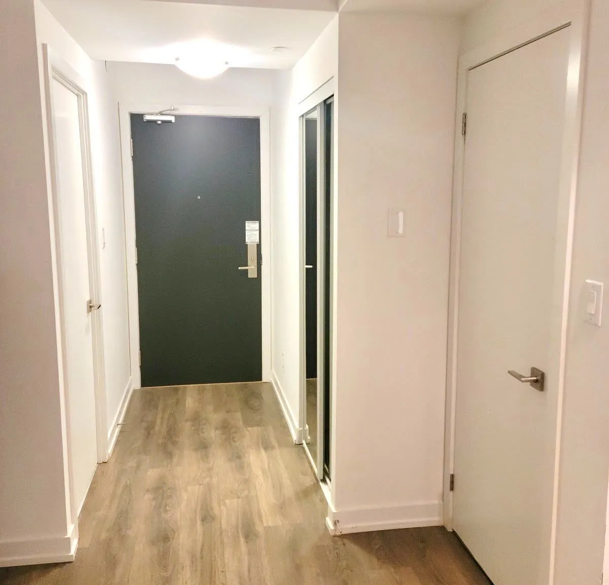 2 bed, $2,550 — Photo 2