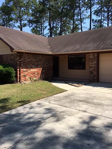 710 Little John Dr — Photo 8