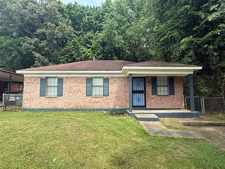 3608 Hicky St — Photo 1
