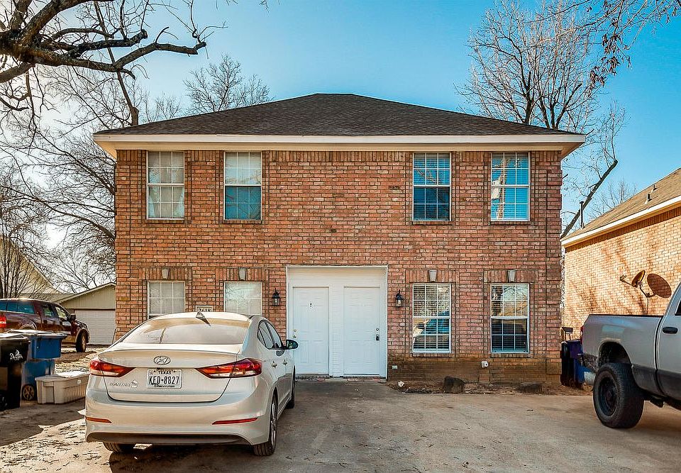 1st image of 2618 W Walker St #B
