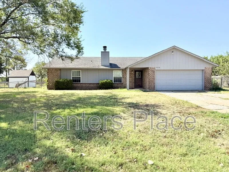 3 bed, 2.0 bath, 1266 sqft, $1,295 — Photo 1