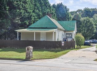 1513 Collins Hill Rd, Lawrenceville, GA 30043