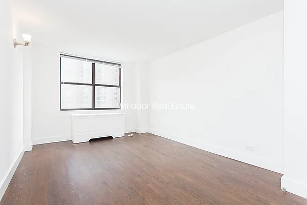 Rented by Mirador Real Estate | media 2
