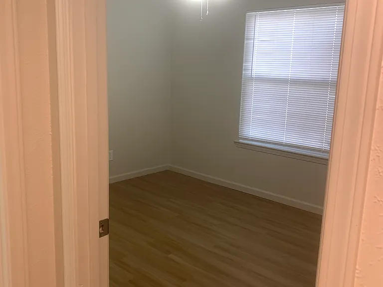 2 Bedroom in a Quiet Foothills Triplex — Photo 11