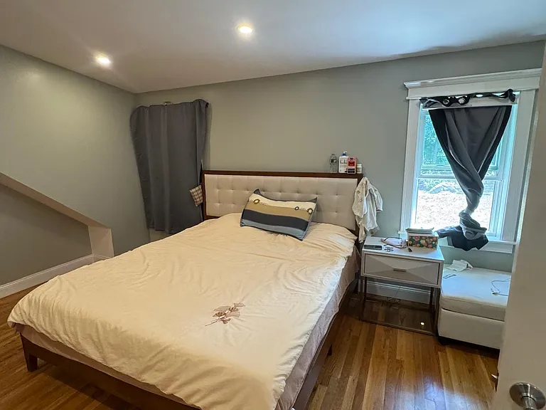 16 Moody St — Photo 21