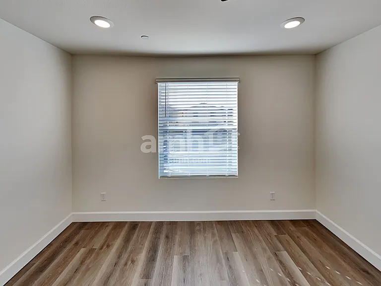 148 Nico Azalea Ln — Photo 9