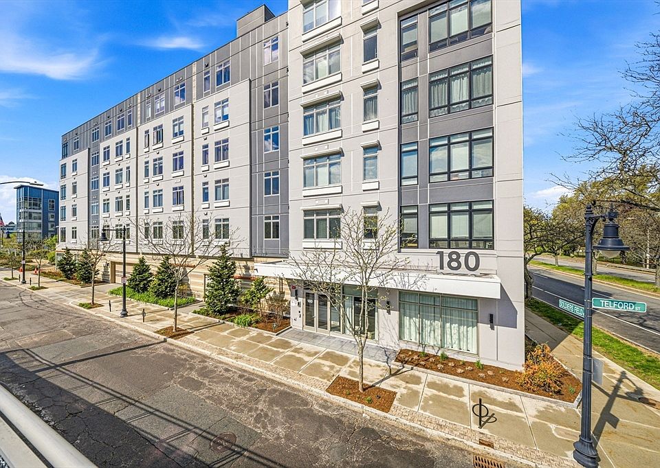 1st image of 180 Telford St #312