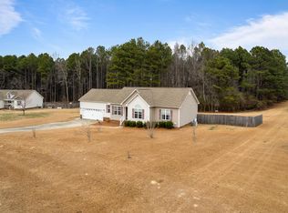 58 Meredith Ln, Fuquay Varina, NC 27526