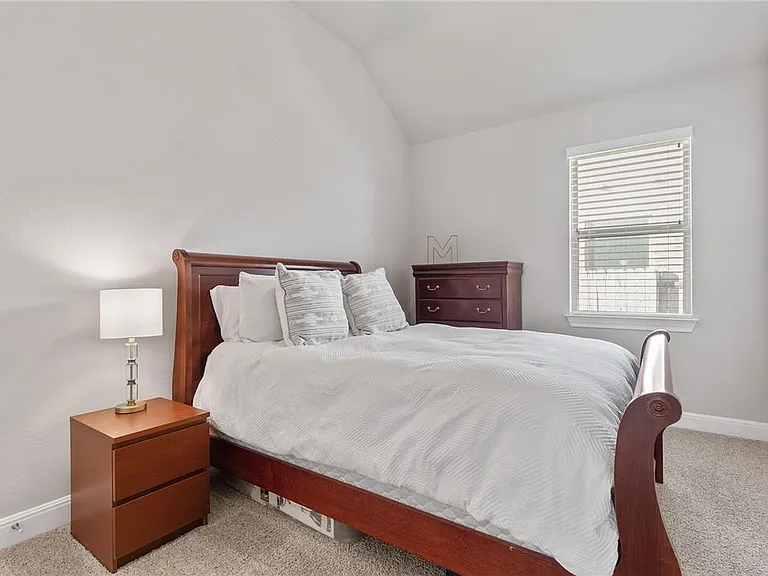 2925 Mossy Springs Dr — Photo 21