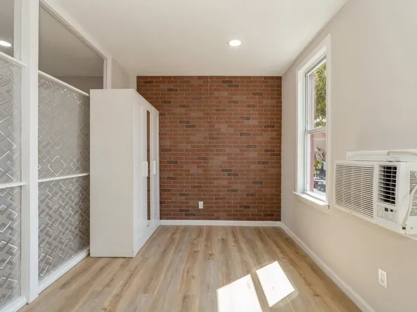 40 Beacon Avenue image 12 of 20