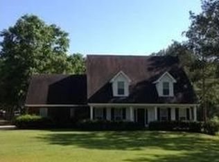 10415 N Hunters Ridge Dr, Mobile, AL 36695