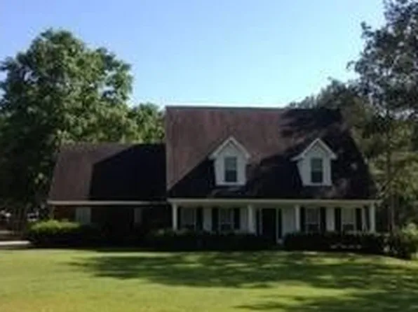 10415 N Hunters Ridge Dr, Mobile, AL 36695