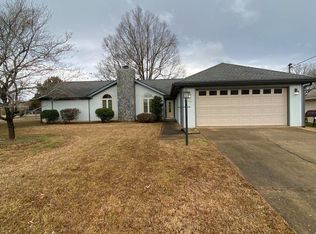 104 Sprucewood Ct, Bonaire, GA 31005