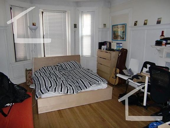 5th image of 48 Babcock St #68