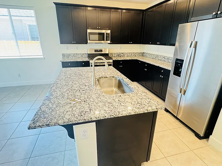 1151 Dapple Dr — Photo 14