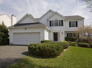 0-49 28th St, Fair Lawn, NJ 07410