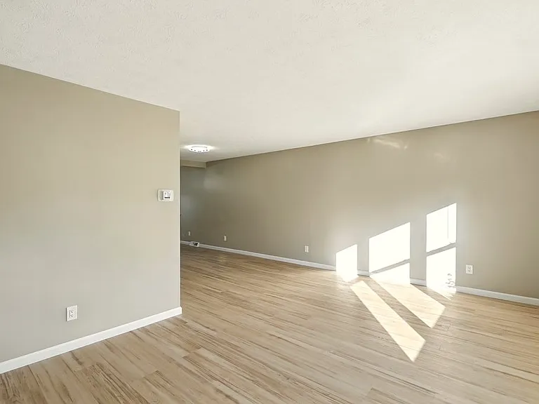 2380 Croydon Rd — Photo 26