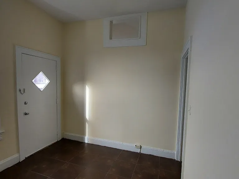 21 Main St #16 — Photo 5