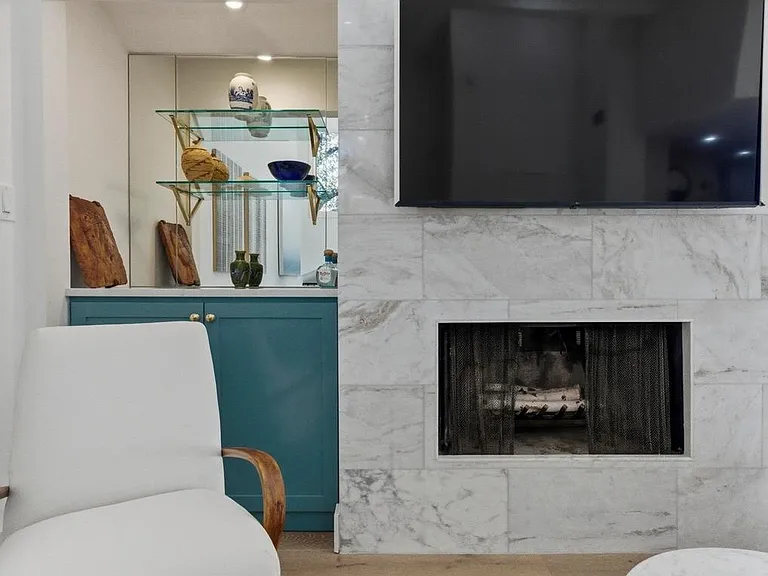 1821 Westlake Dr #105 — Photo 7