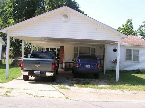 3rd image of 1208 Pershing St