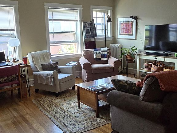2nd image of 2321 E Belleview Pl APT F