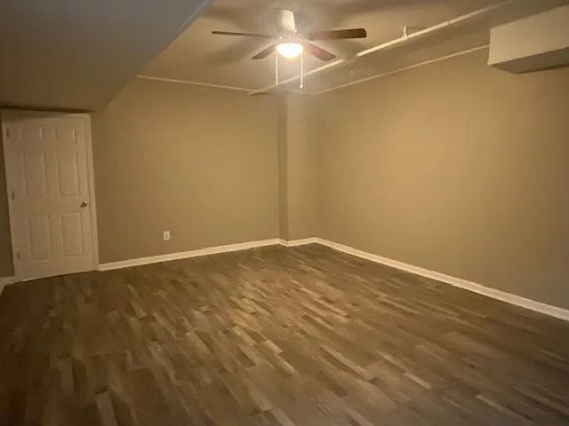 240 Brandenburgh Cir #1 — Photo 19