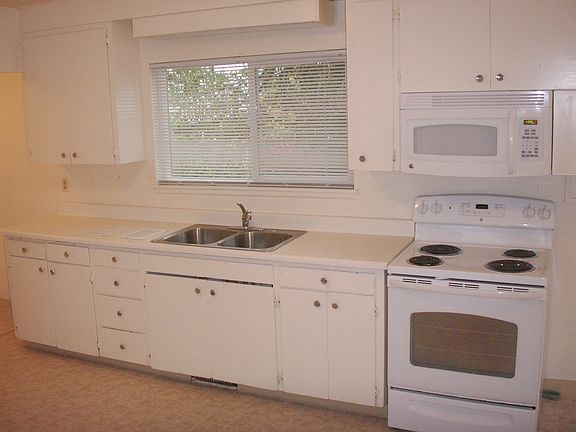 2nd image of 1421 S 53rd St