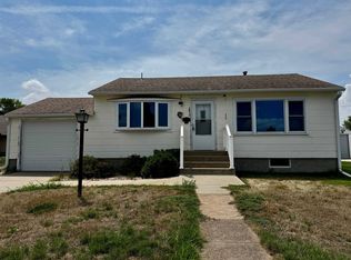 3911 19th St, Columbus, NE 68601