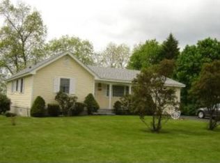 12 Crestview Ter, Stratham, NH 03885