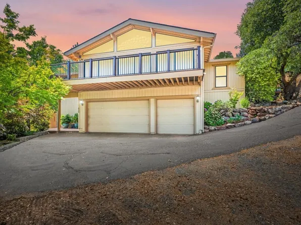 830 Holly Hills Dr, Auburn, CA 95603