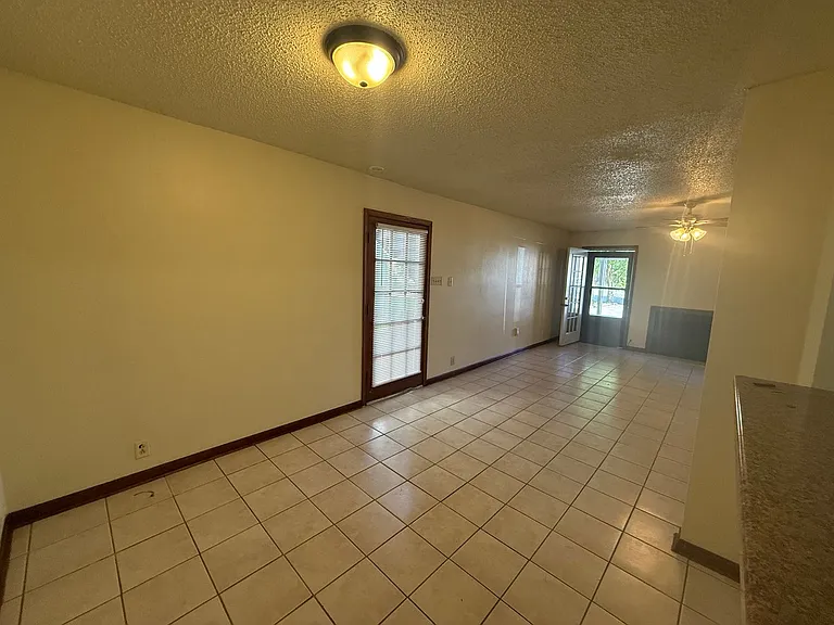 8231 Bayou Fountain Ave — Photo 4