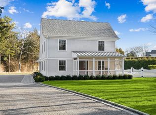 30 Club Ln, Remsenburg, NY 11960