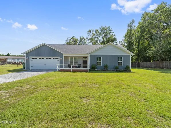 137 Bumps Creek Road, Sneads Ferry, NC 28460