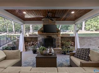 1213 Deborah Dr SE, Huntsville, AL 35801